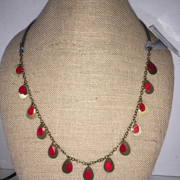 Anthropologie Fluttered Vines Strand Necklace Red/Brass NWT - Picture 3 of 7